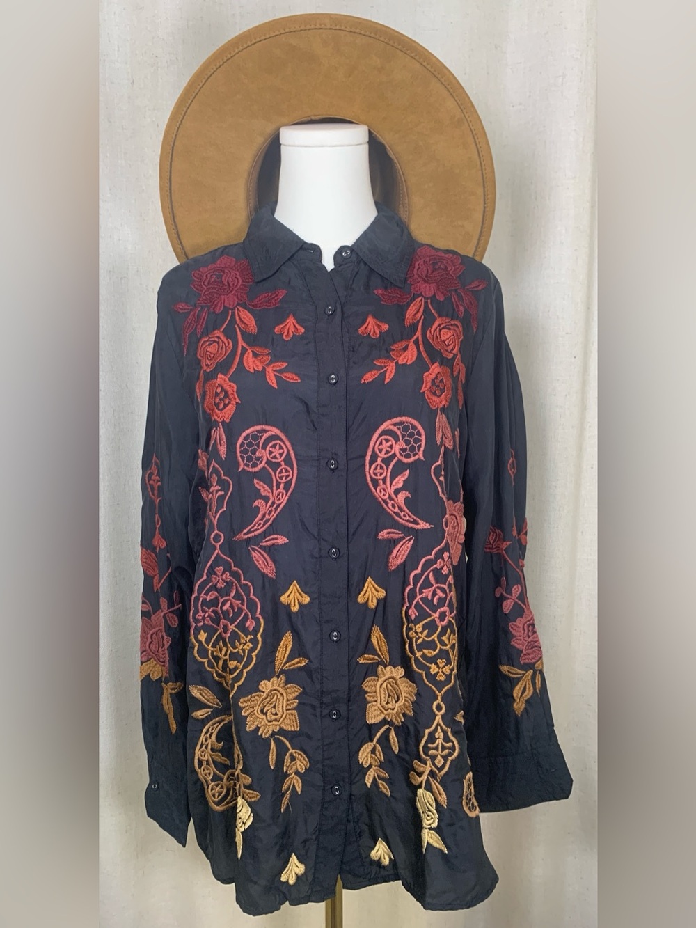 Johnny Was Workshop Embroidered Floral Paisley Button Front Blouse XS Oversized